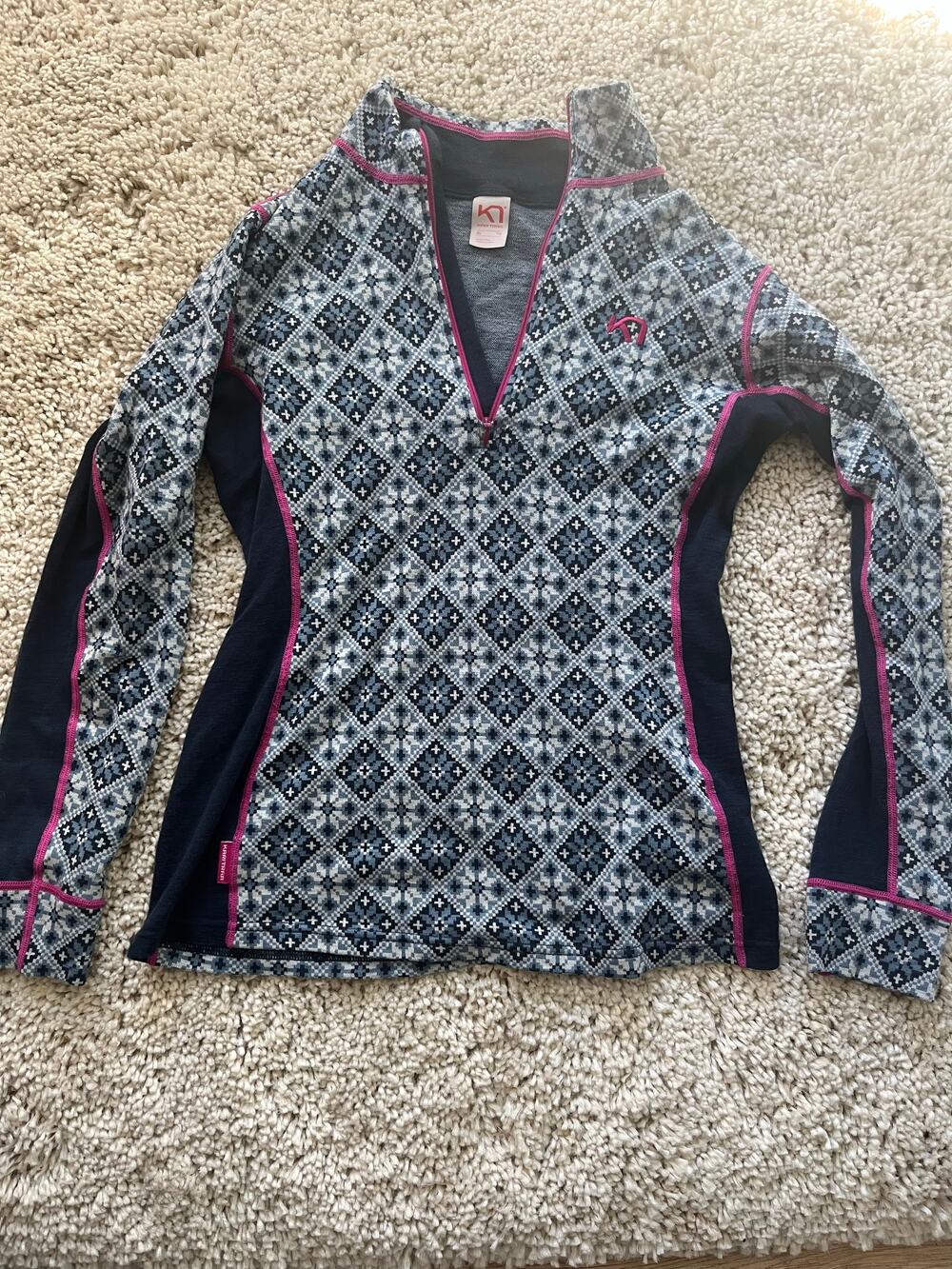 Kari Traa patterned long sleeve quarter zip pullover with contrast side panels,